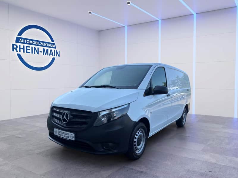 Mercedes-Benz Vito 116 CDI lang im Studio des Automobilzentrums Rhein-Main