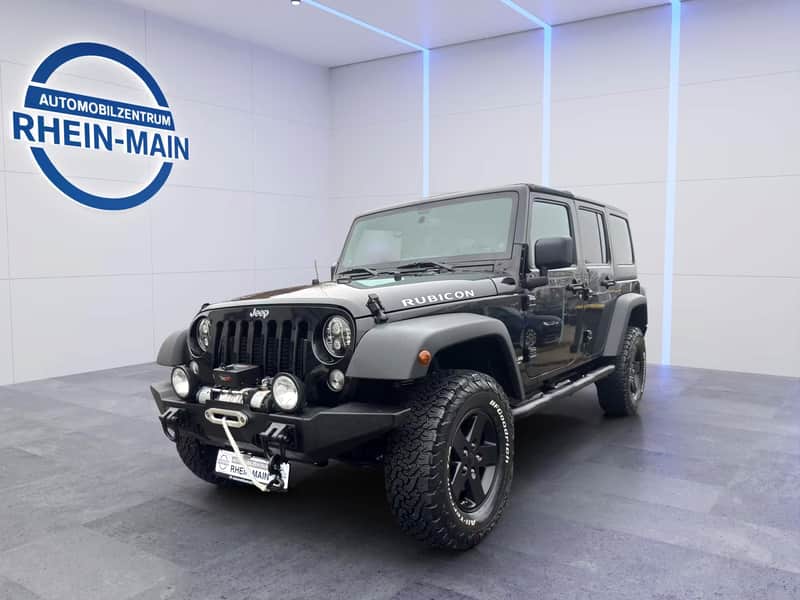 Jeep Wrangler Rubicon Black Edition im Studio des Automobilzentrums Rhein-Main