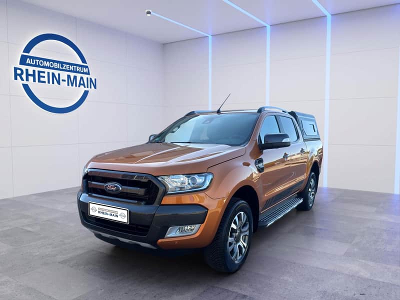 Ford Ranger Wildtrak DoKa 4x4 Hardtop im Studio des Automobilzentrums Rhein-Main